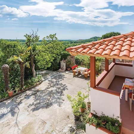 Awesome Home In Porec With House Sea View Exterior photo